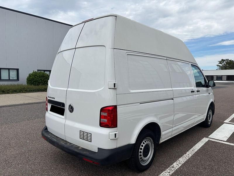 Gebraucht VW Transporter 102 PS (75 kW) 2019 Weiß Van