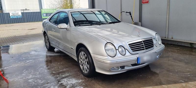 Silber Gebraucht 2003 Mercedes CLK320 Coupé | 3.500 € (Guter Preis) - Bild 1/4