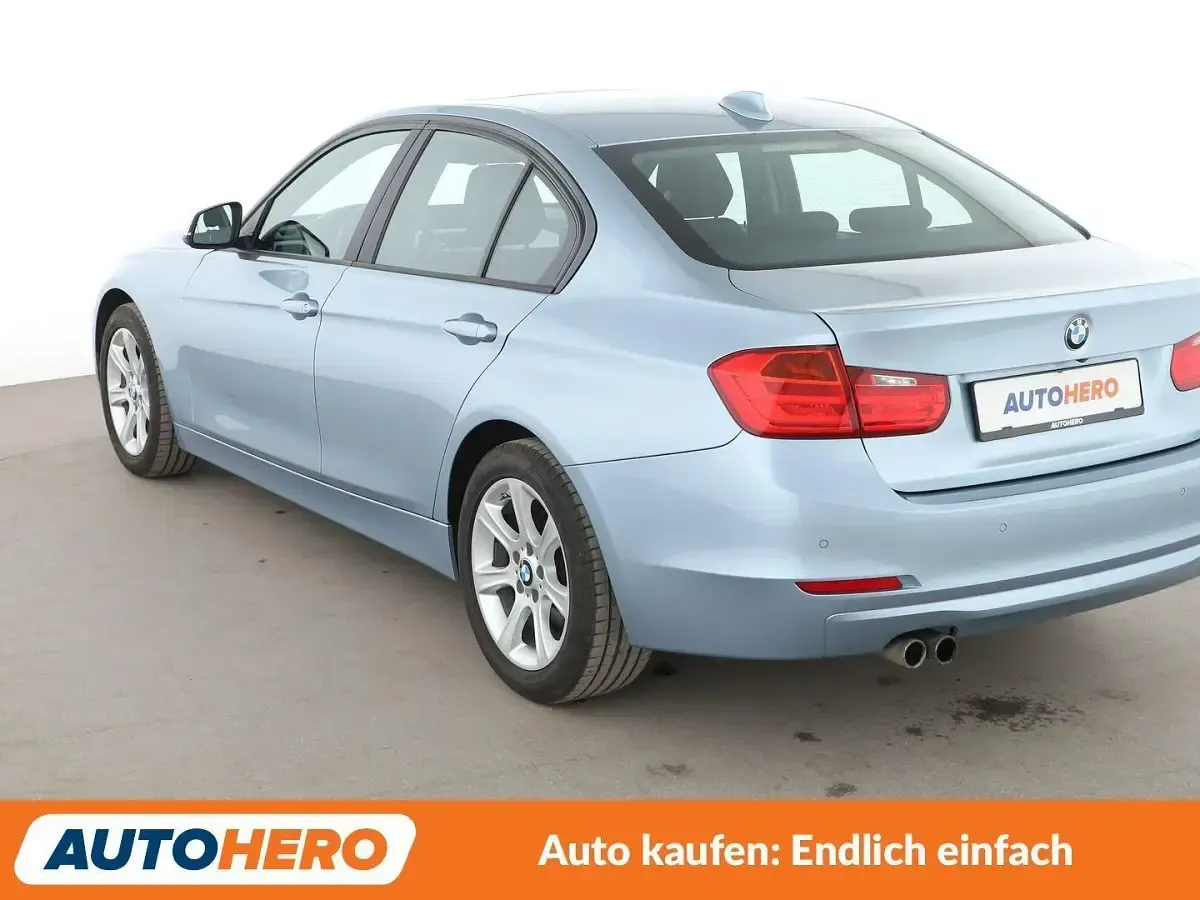 Gebraucht BMW 328 245 PS (180 kW) 2015 Blau Limousine