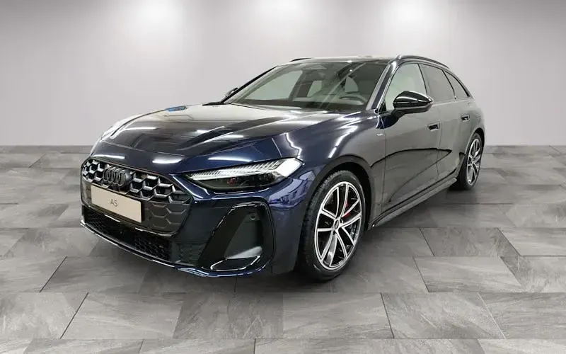 Nouă Audi A5 Ambiente 367 CP (269 kW) 2025 Albastru Break