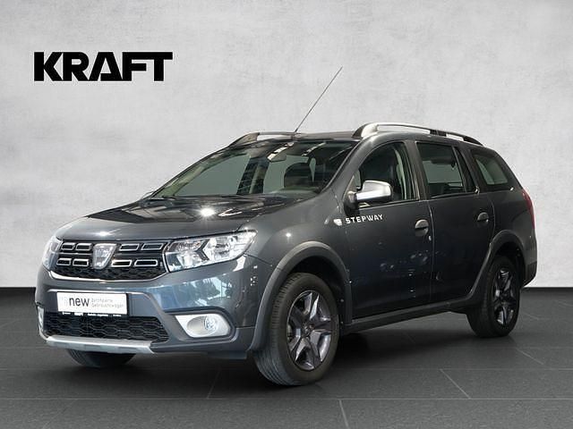 Grau Gebraucht 2017 Dacia Logan Celebration Limousine | 8.400 € (Fairer Preis) - Bild 1/4