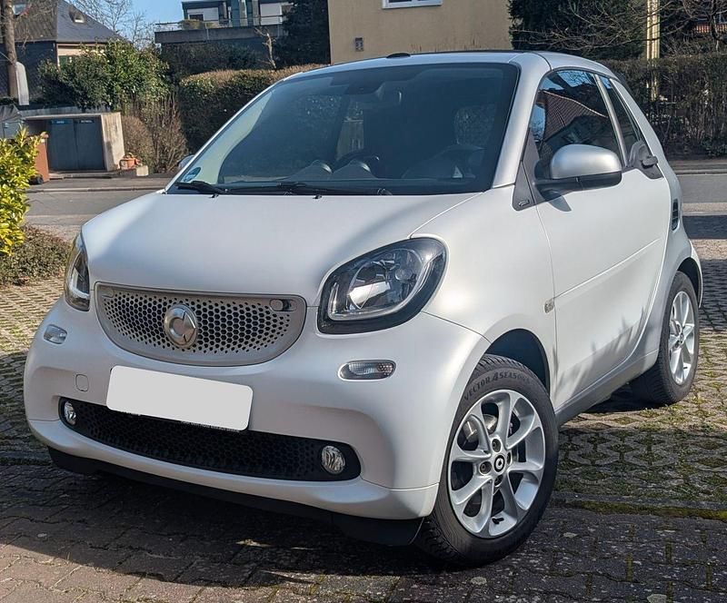 Gebraucht Smart ForTwo Cabrio 90 PS (66 kW) 2016 Weiß Cabrio