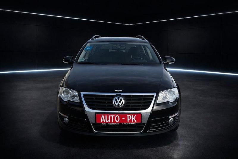 Schwarz Gebraucht 2008 VW Passat Comfortline Kombi | 4.700 € (Etwas zu teuer) - Bild 1/4