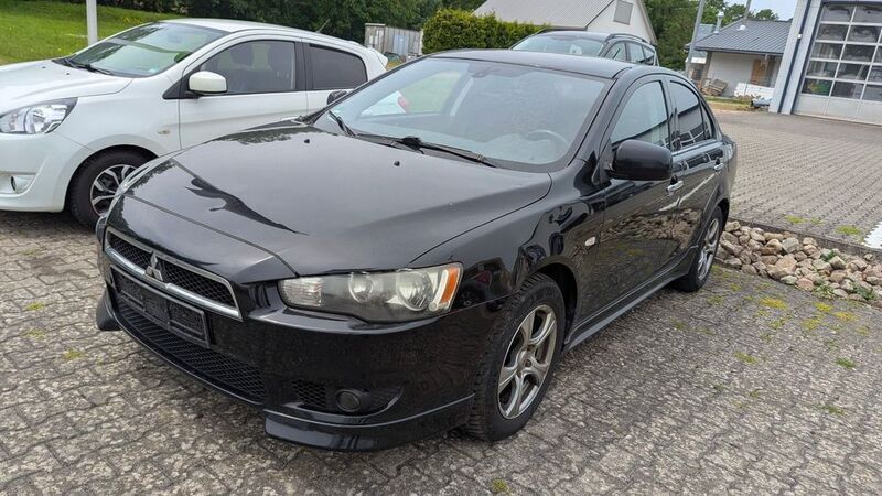 Pantherschwarz Gebraucht 2008 Mitsubishi Lancer Intense Limousine | 1.800 € - Bild 1/4