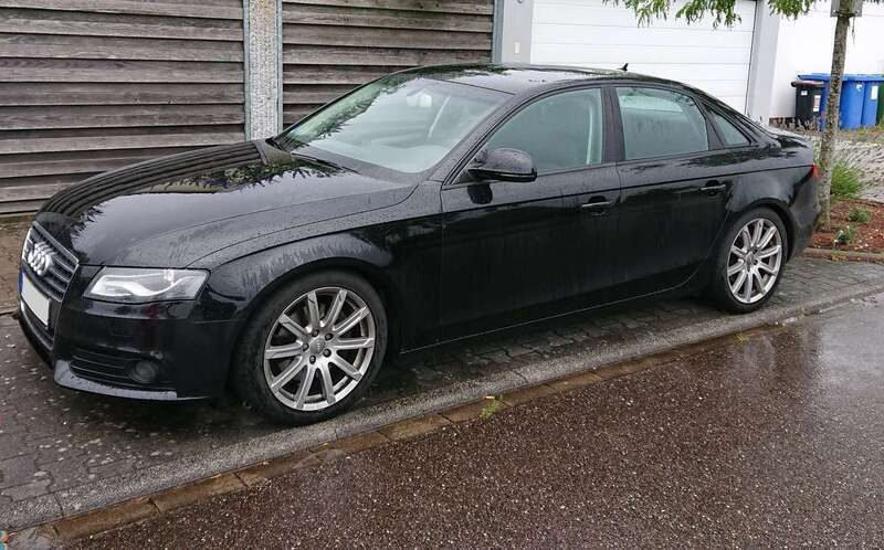 Schwarz Gebraucht 2009 Audi A4 Ambition Limousine | 7.100 € (Guter Preis) - Bild 1/4