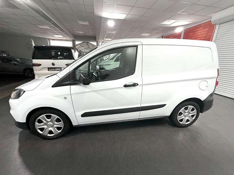 Gebraucht Ford Transit Basis 101 PS (74 kW) 2022 Weiß Kombi