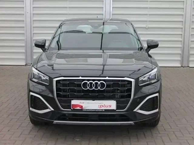 Używany Audi Q2 Advanced Plus 150 KM (110 kW) 2024 Szary SUV