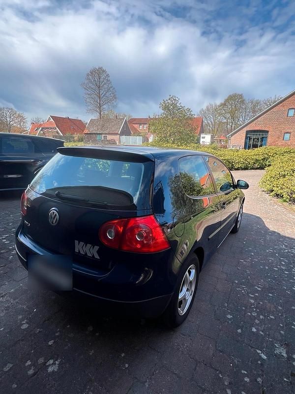Gebraucht VW Golf V 75 PS (55 kW) 2004 Blau Kleinwagen