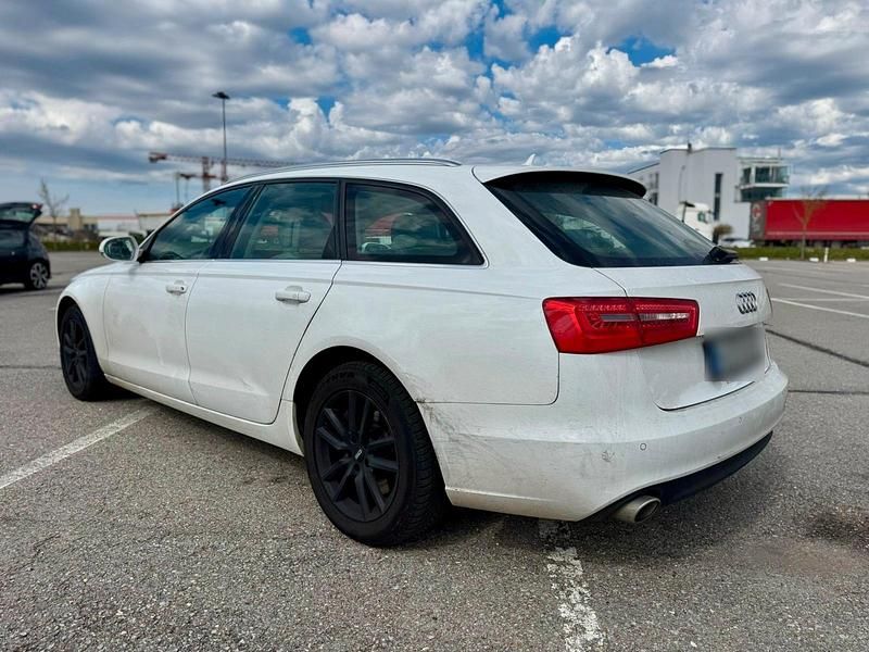 Usata Audi A6 245 CV (180 kW) 2013 Bianco Station wagon