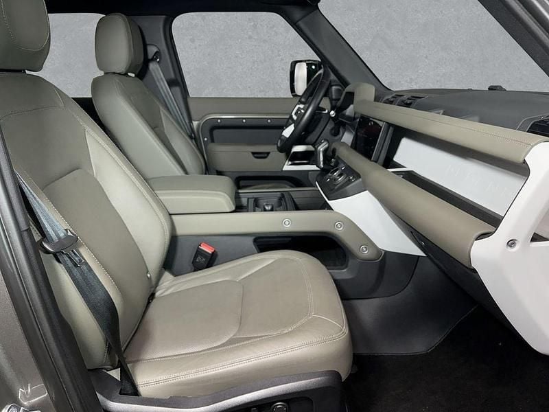 Gebraucht Land Rover Defender SE 405 PS (297 kW) 2023 Silber SUV