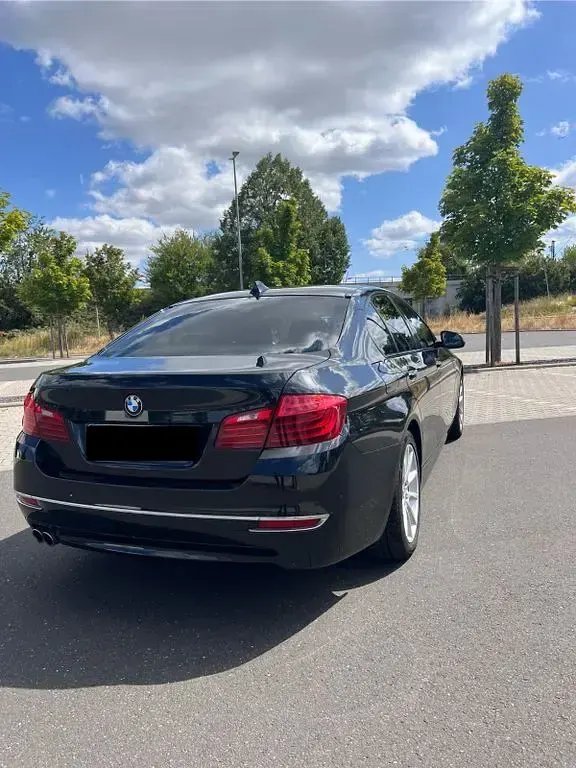 Gebraucht BMW 530 Luxury Line 258 PS (189 kW) 2014 Schwarz Limousine