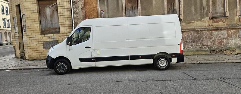 Second-hand Renault Master 125 CP (91 kW) 2013 Alb Monovolum