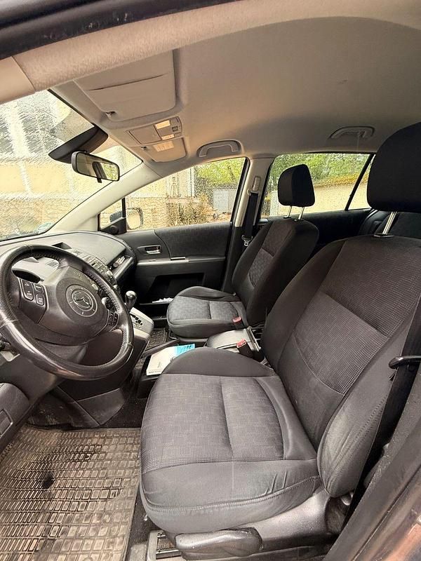 Gebraucht Mazda 5 Active Plus 145 PS (106 kW) 2009 Grau Van / Kleinbus