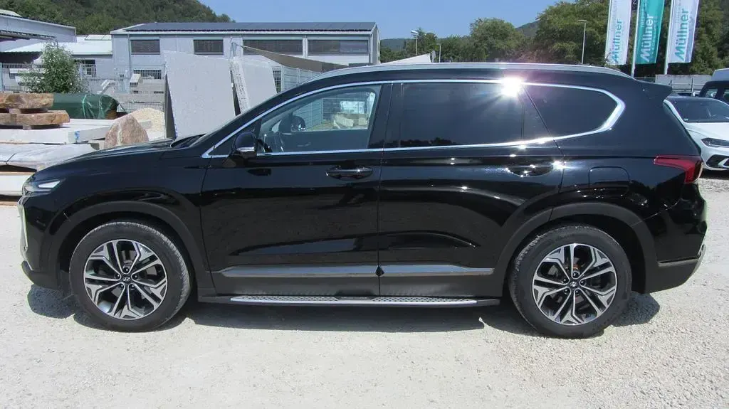 Gebraucht Hyundai Santa Fe Premium 200 PS (147 kW) 2019 Schwarz SUV