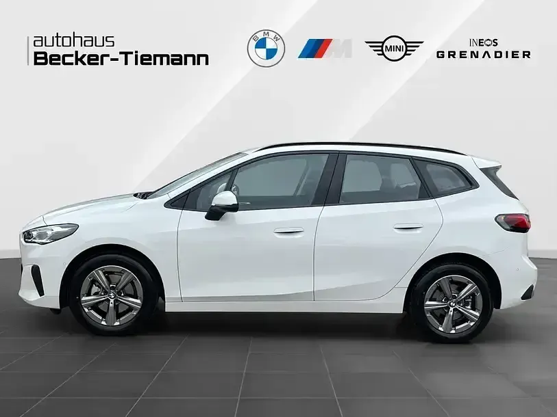 Gebraucht BMW 220 Active Tourer Efficient Dynamics 156 PS (114 kW) 2025 Alpinweiß uni Van / Kleinbus