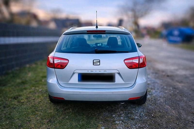 Gebraucht Seat Ibiza ST 69 PS (50 kW) 2014 Silber Kombi