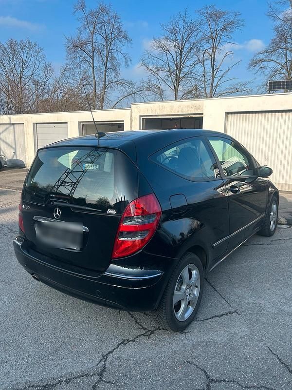 Gebraucht Mercedes A150 95 PS (69 kW) 2007 Schwarz Kleinwagen