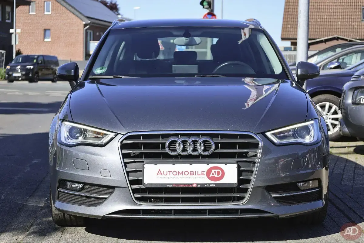 Gebraucht Audi A3 Sportback Ambition 150 PS (110 kW) 2014 Grau Kleinwagen