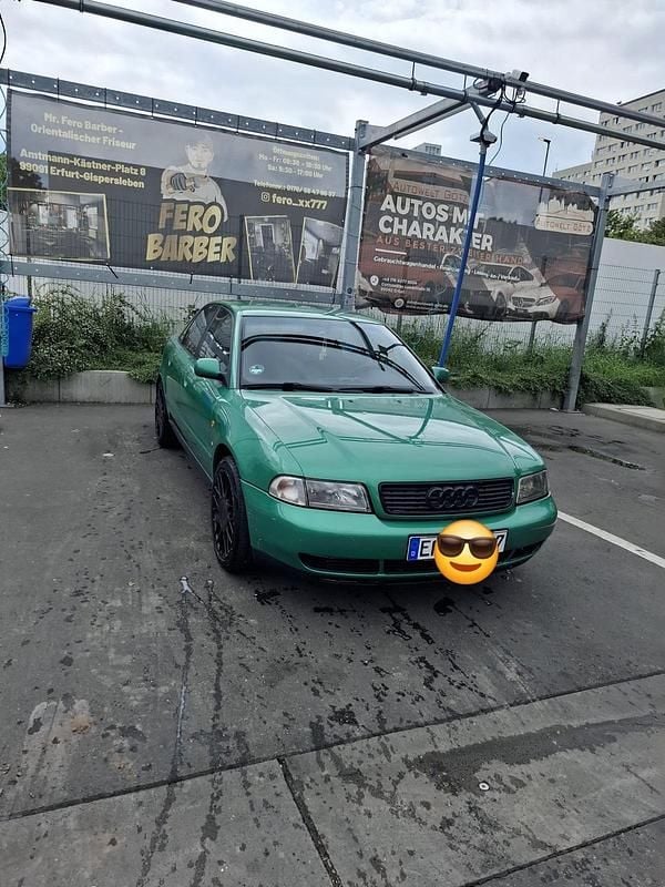 Grün Gebraucht 1997 Audi A4 Sport Limousine | 1.799 € (Fairer Preis) - Bild 1/4