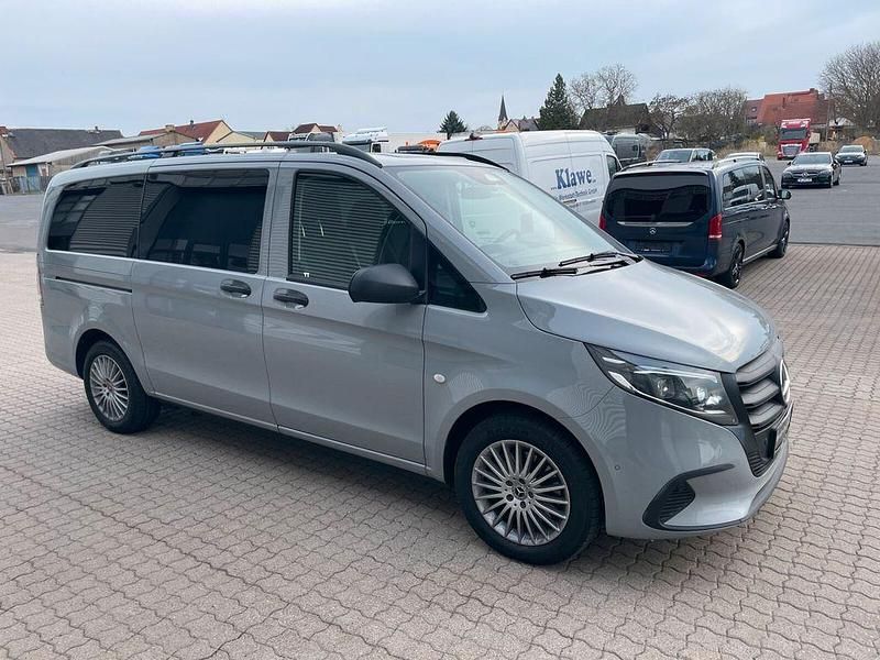 Gebraucht Mercedes Vito 190 PS (139 kW) 2024 Grau Van