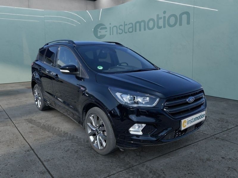 Gebraucht Ford Kuga ST-Line 150 PS (110 kW) 2019 Schwarz SUV