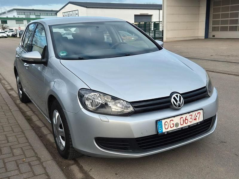 Gebraucht VW Golf VI Trendline 80 PS (58 kW) 2009 Silber Kleinwagen