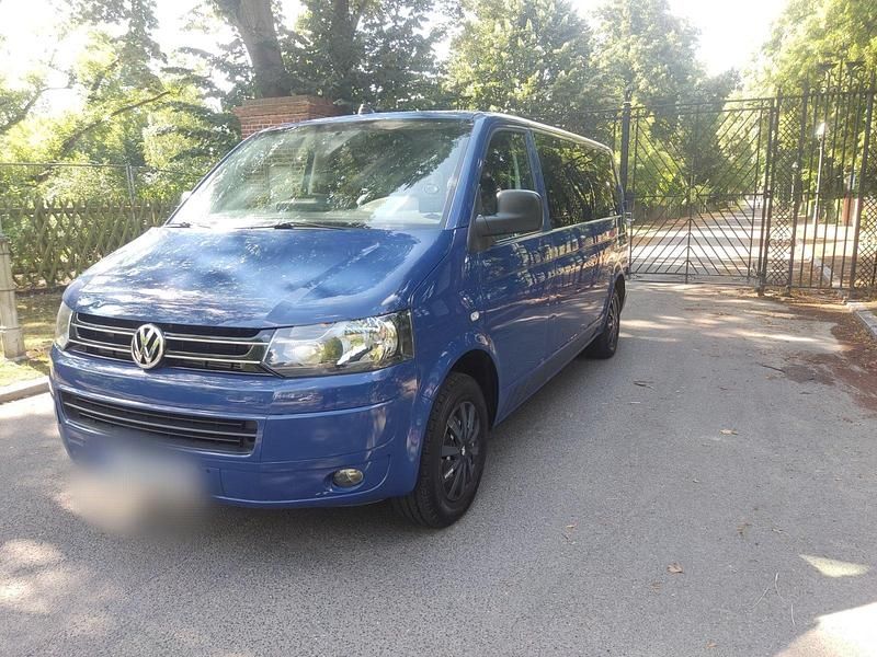 Blau Gebraucht 2009 VW T5 Van | 7.850 € (Etwas zu teuer) - Bild 1/4