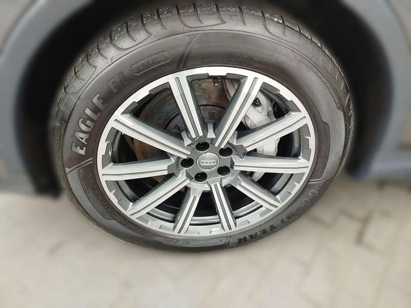 Gebraucht Audi Q7 Ambiente 381 PS (280 kW) 2021 Samuraigrau metallic SUV