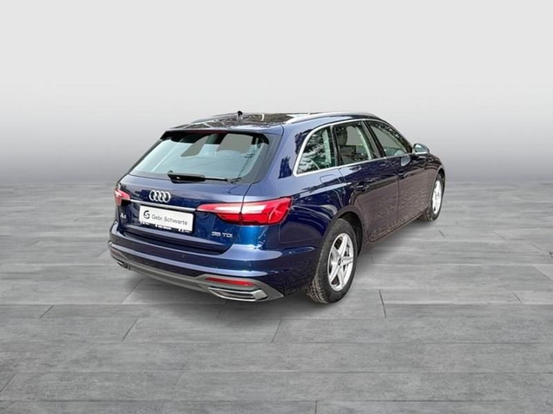 Second-hand Audi A4 163 CP (119 kW) 2024 Albastru Break