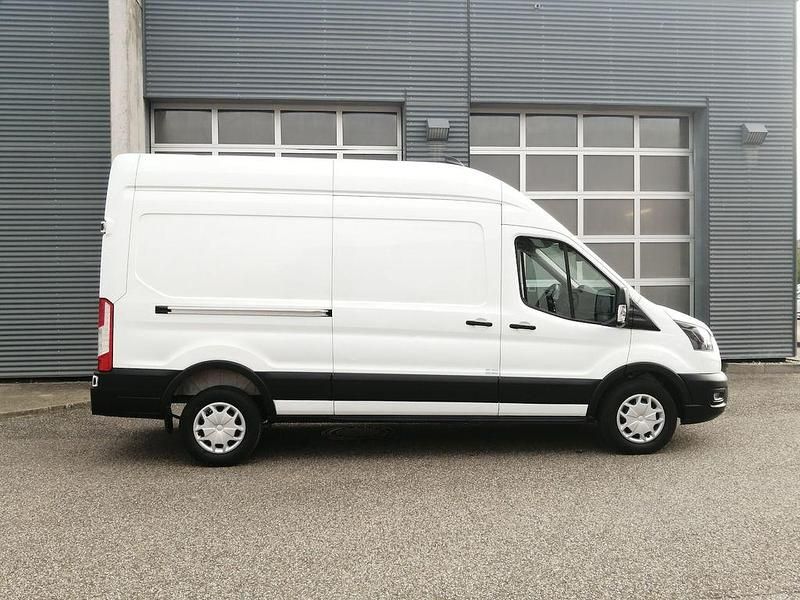 Gebraucht Ford Transit Trend 131 PS (96 kW) 2022 Frostweiß