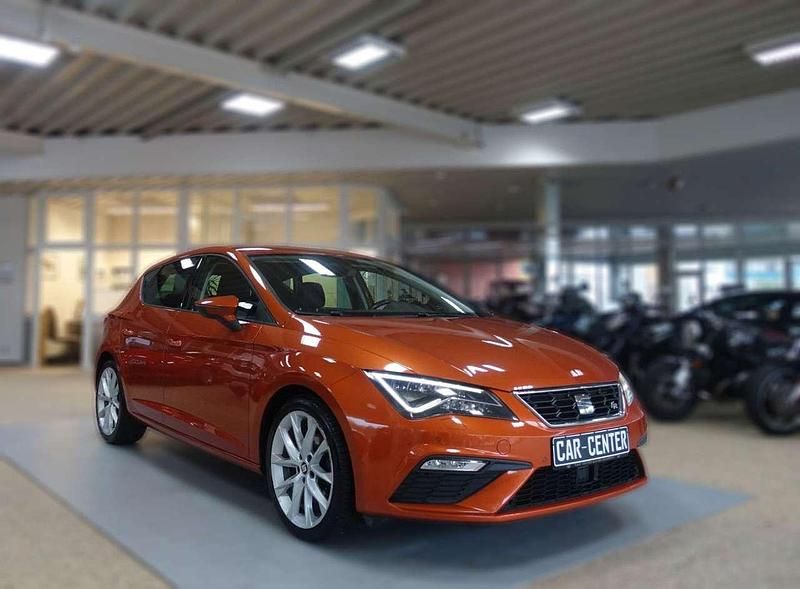 Orange Gebraucht 2018 Seat Leon Beats Limousine | 14.200 € (Fairer Preis) - Bild 1/3