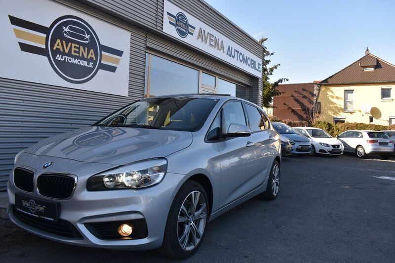 Silber Gebraucht 2015 BMW 220 Basis Kombi | 13.990 € (Fairer Preis) - Bild 1/4