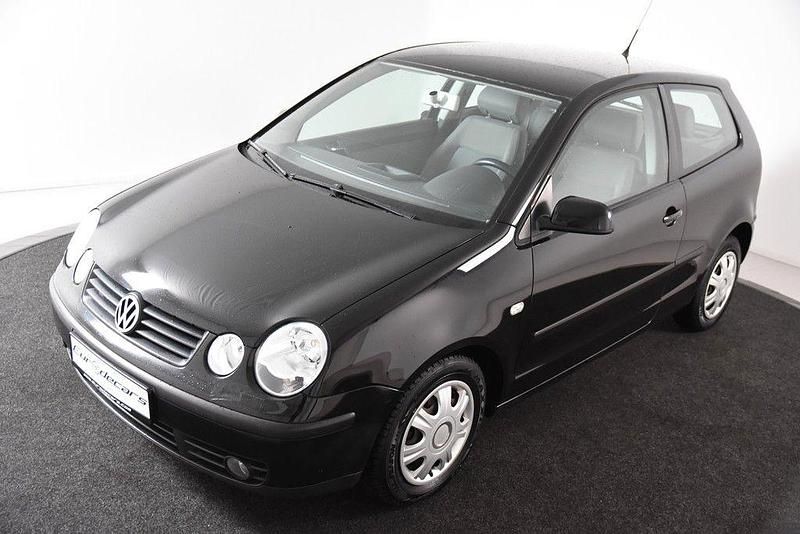 Gebraucht VW Polo Trendline 64 PS (47 kW) 2002 Schwarz Limousine