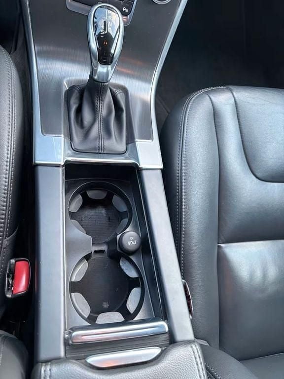 Gebraucht Volvo XC60 Summum 190 PS (139 kW) 2015 Weiß SUV