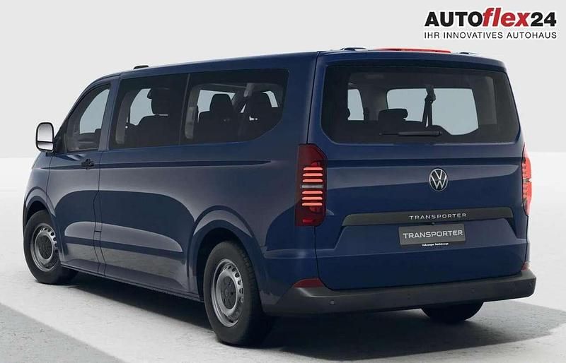 Neu VW T7 150 PS (110 kW) 2025 Dark indigo blue Van