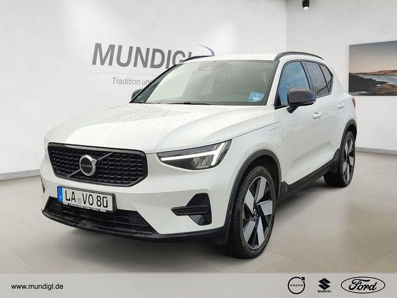 Gebraucht Volvo XC40 Plus 179 PS (131 kW) 2024 Weiss SUV