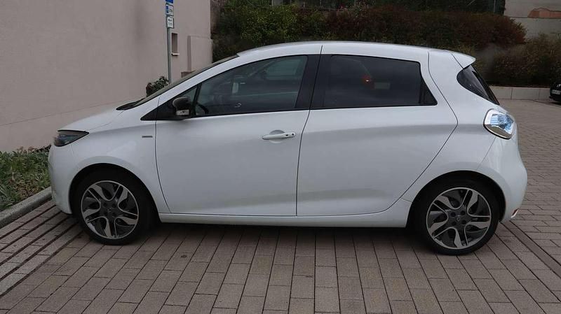 Weiß Gebraucht 2019 Renault Zoe Life Kleinwagen | 9.400 € (Etwas zu teuer) - Bild 1/4