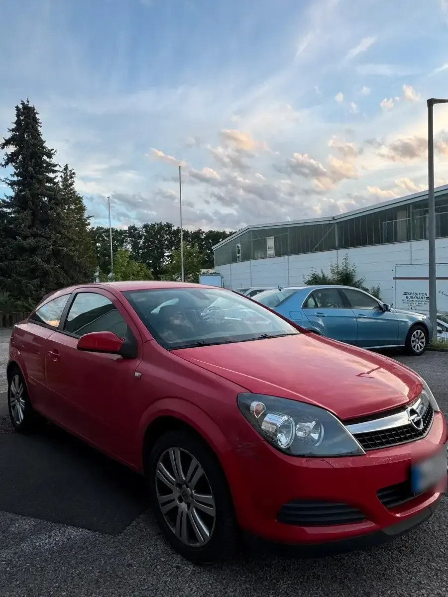 Gebraucht Opel Astra GTC 125 PS (91 kW) 2005 Rot Kleinwagen