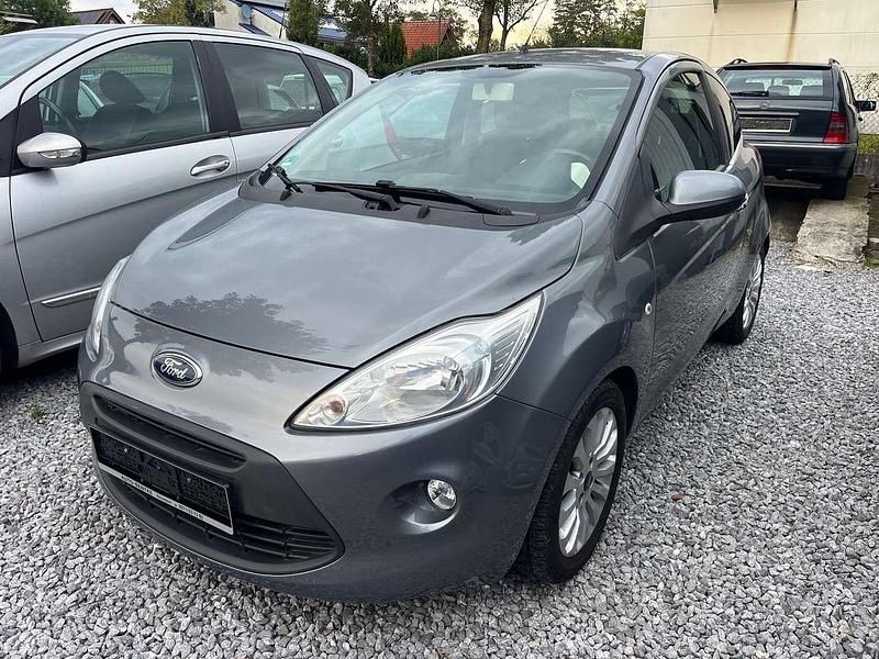Gebraucht Ford Ka Titanium 69 PS (50 kW) 2012 Grau Kleinwagen