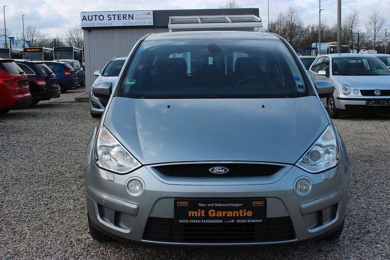 Gebraucht Ford S-MAX Titanium 160 PS (117 kW) 2007 Silber Van / Kleinbus