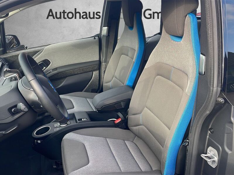 Gebraucht BMW i3 125 kW (170 PS) 2022 Capparisweiß mit akzent bmw i Kleinwagen