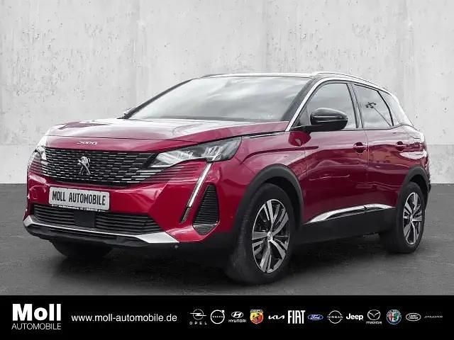 Lackierung ultimaterot/metalliclackieru (metallic) Gebraucht 2021 Peugeot 3008 SUV | 25.875 € (Fairer Preis) - Bild 1/4