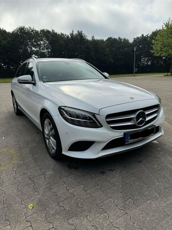 Weiß Gebraucht 2019 Mercedes C200 Avantgarde Kombi | 19.100 € (Superpreis) - Bild 1/4