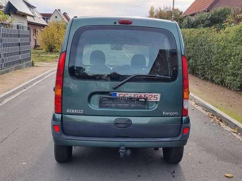 Gebraucht Renault Kangoo Authentique 84 PS (61 kW) 2008 Grün Kombi