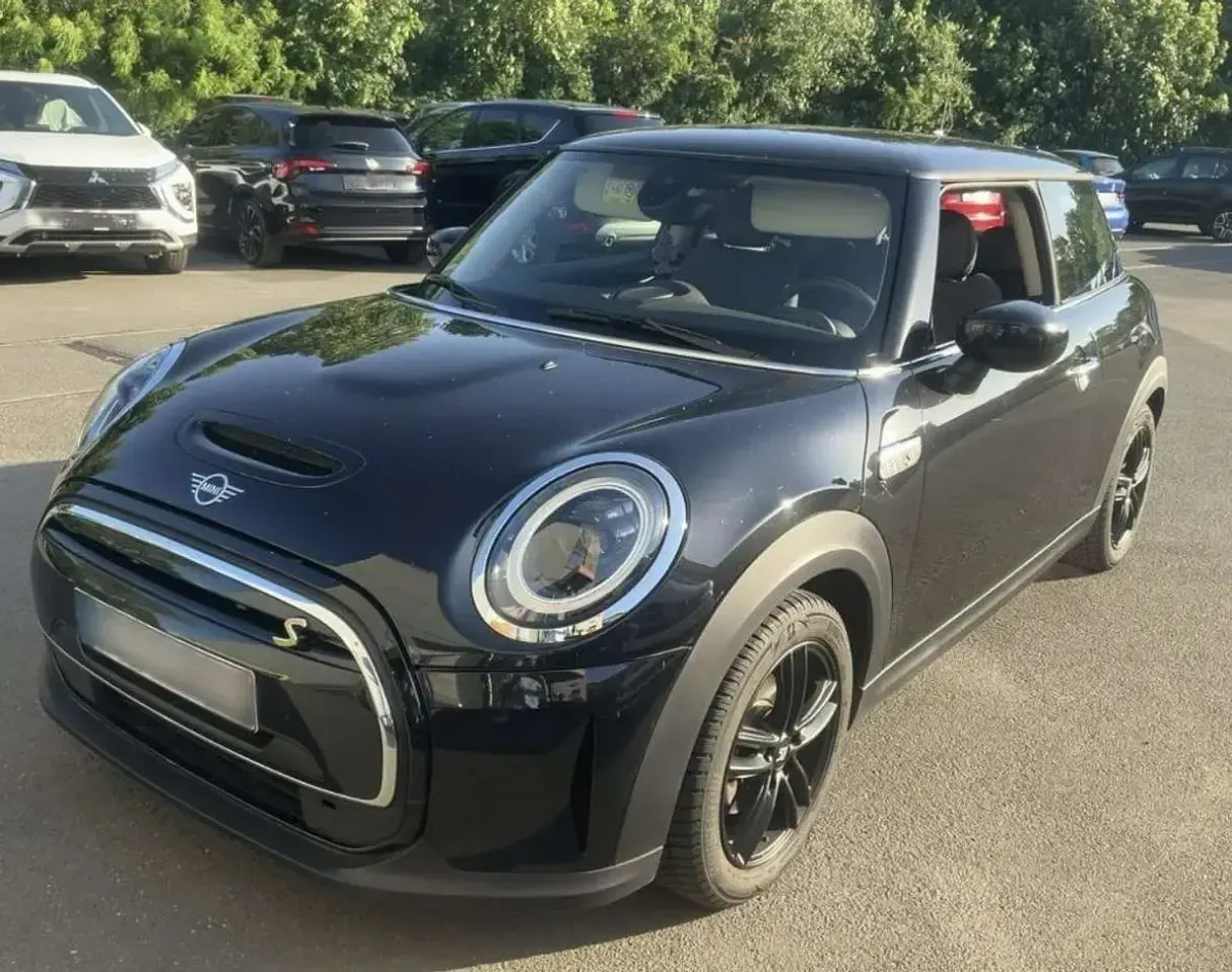 Gebraucht Mini Cooper SE Classic 135 kW (184 PS) 2023 Kleinwagen