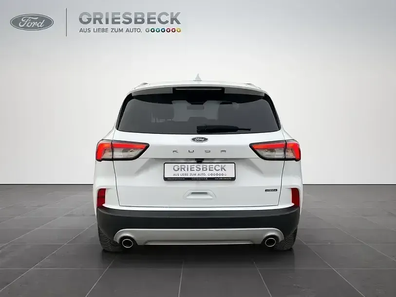 Gebraucht Ford Kuga Titanium 224 PS (164 kW) 2022 Frostweiss SUV