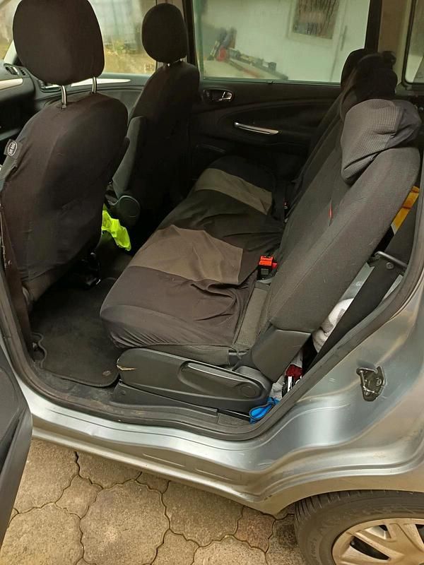 Second-hand Ford Galaxy 131 CP (96 kW) 2007 Gri Monovolum