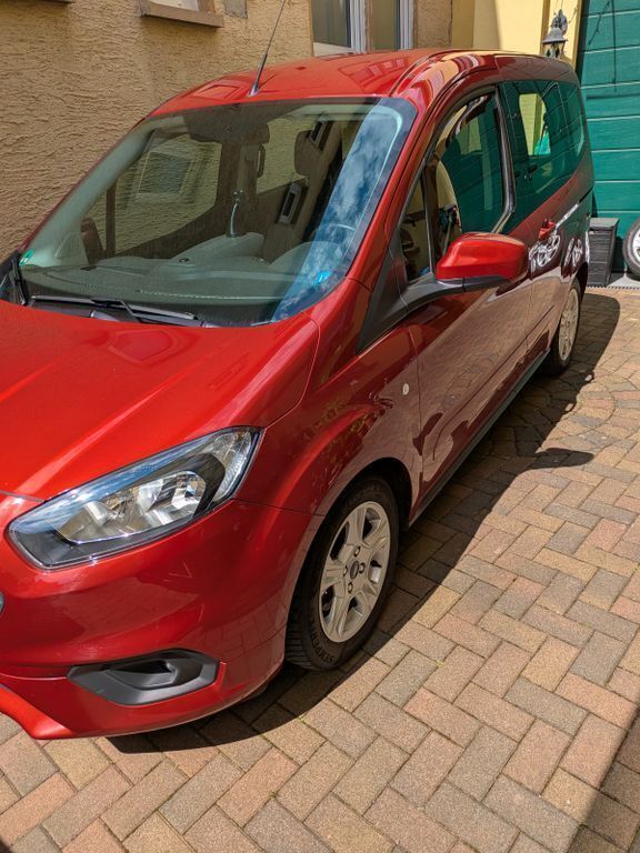 Gebraucht 2019 Ford Tourneo Courier Trend Van / Kleinbus | 12.300 € (Guter Preis) - Bild 1/4