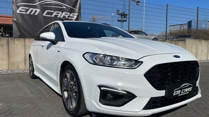 Weiß Gebraucht 2021 Ford Mondeo ST-Line Limousine | 16.990 € (Fairer Preis) - Bild 1/4