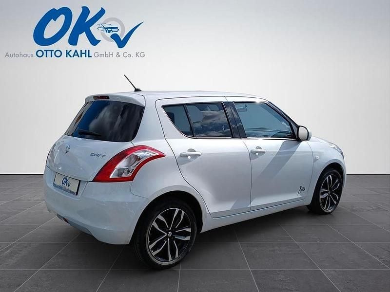 Gebraucht Suzuki Swift X-TRA 94 PS (69 kW) 2017 Weiß Kleinwagen
